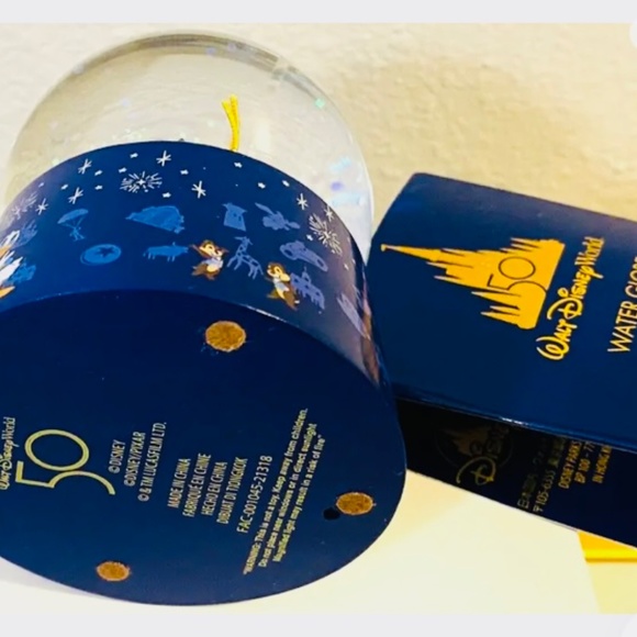 NWT Disney Parks WDW50th Anniversary Mickey Minnie Mini Water Snow Globe NWT - Picture 3 of 6